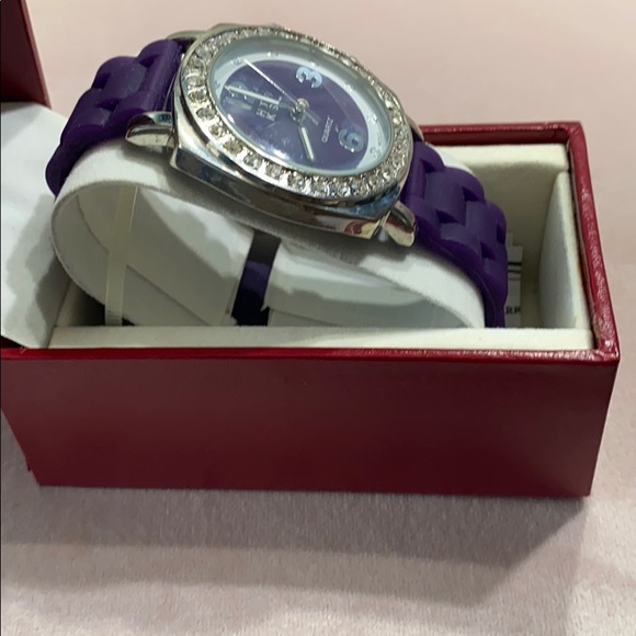 NEW Hot Kiss Purple Bling Watch - Picture 5 of 5